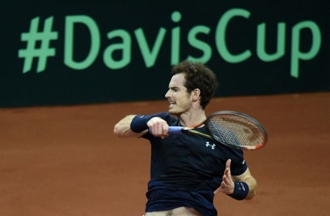 Belgičania vo finále Davisovho pohára remizujú s Britmi