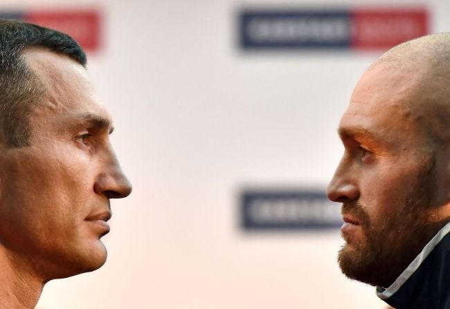 Boxerský zápas roka: Kličko a Fury sa vážili