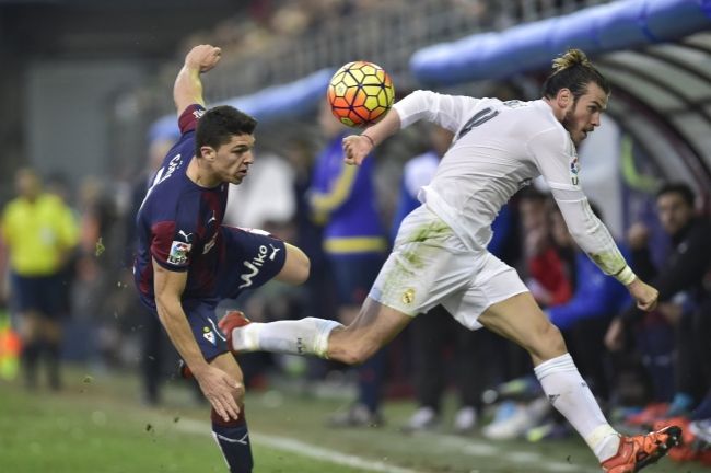 Real Madrid porazil Eibar, Valencia podľahla Seville