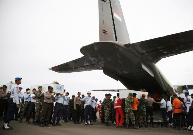 Haváriu airbusu AirAsia zavinila porucha počítača i posádky