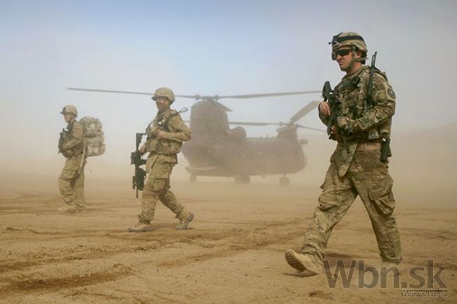 NATO pozastavilo sťahovanie jednotiek z Afganistanu