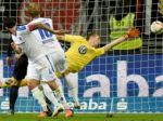 Stuttgart remizoval s Brémami, Darmstadt uspel vo Frankfurte