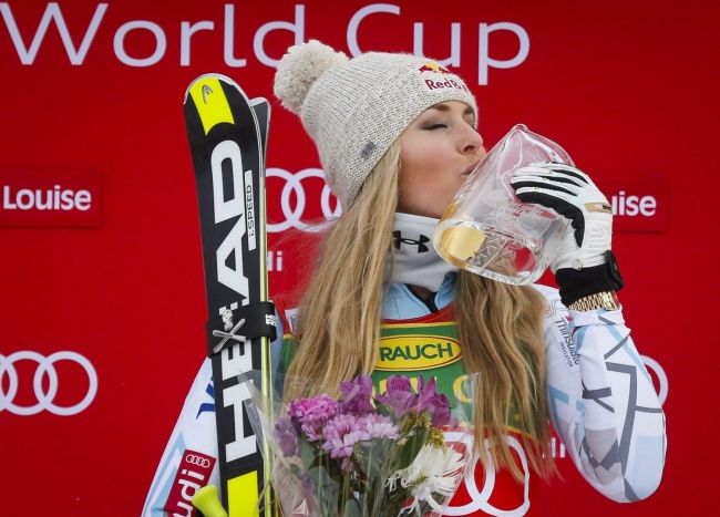 Vonnová jazdí v topforme, naháňa Stenmarka