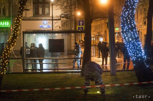 Video: Pri výbuchu na autobusovej zastávke v Moskve sa zranili tri ženy