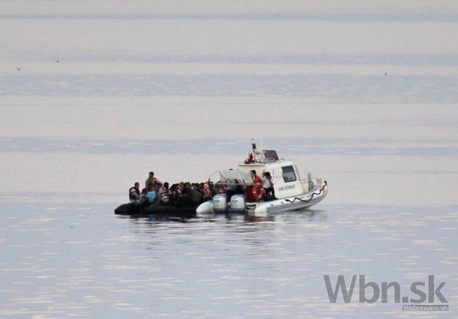 Marocké úrady objavili v oceáne telá 11 migrantov