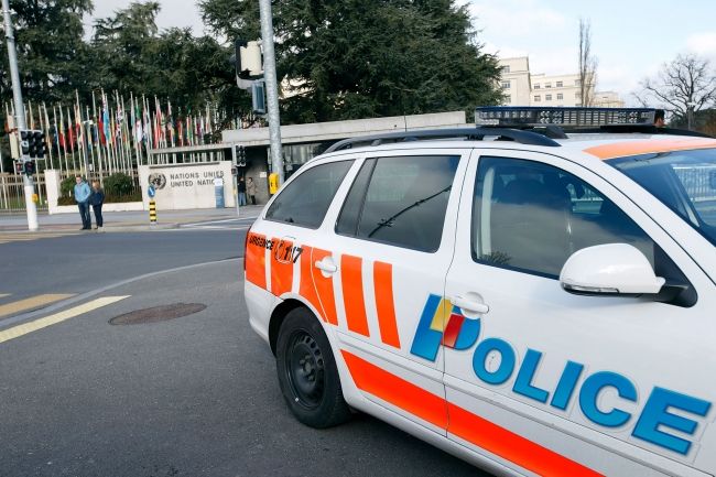 Pátranie po teroristoch v Ženeve a okolí pokračuje