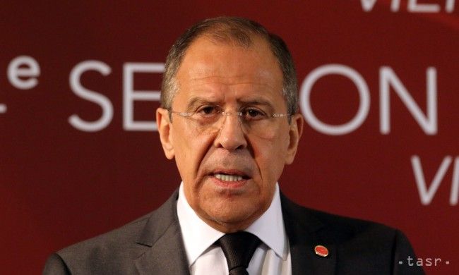 Lavrov vyzval na okamžité uzavretie turecko-sýrskej hranice