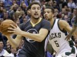 Víťaznú sériu Golden State ukončilo bezfarebné Milwaukee