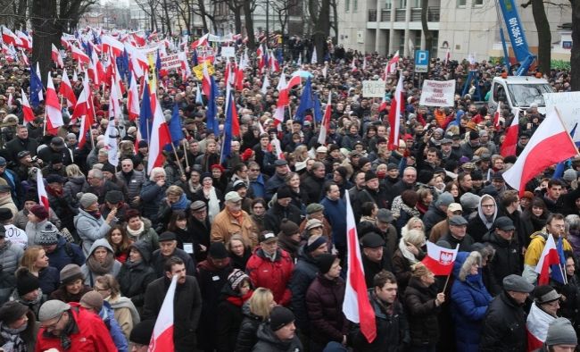 O situácii v Poľsku sa bude hovoriť na pôde europarlamentu