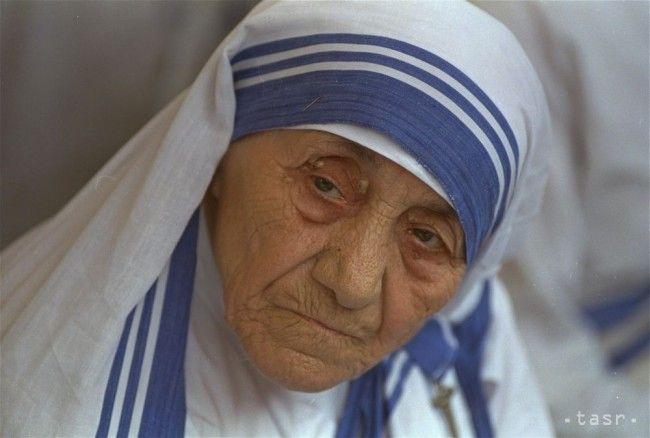 Vatikán: Matku Terezu by mohli vyhlásiť za svätú v septembri