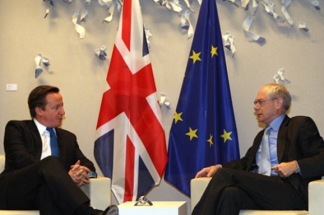 Cameron jasne naznačil, že chce referendum o členstve v EÚ