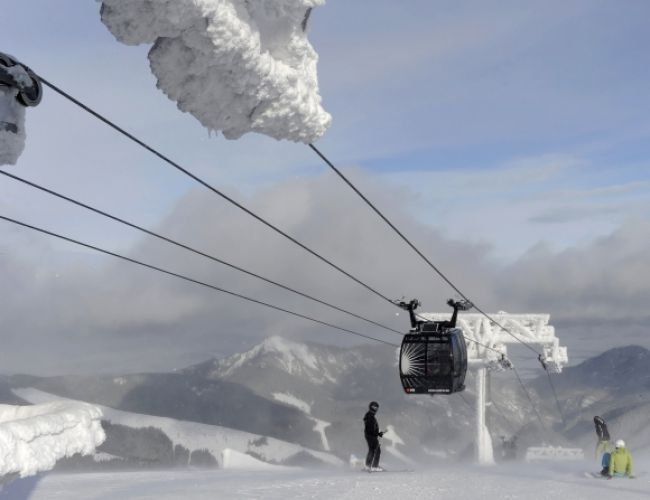 Cez víkend sa lyžuje v jedenástich slovenských strediskách