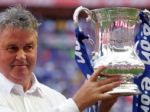 Guus Hiddink sa oficiálne stal novým trénerom FC Chelsea
