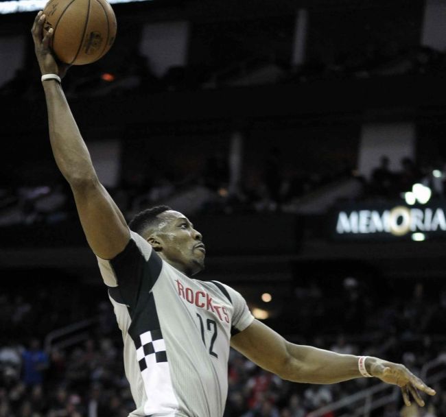 Howard potiahol Houston, unavené Chicago v NBA prehralo