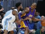 Video: Lakers otočili zápas, Kobe Bryant nastrieľal 31 bodov