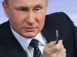 USA rozšírili ruské sankcie, Moskva hrozí protiúderom