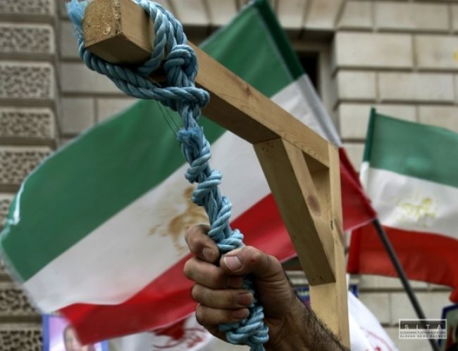 Irán chce obmedziť počet popráv, zrušiť ich však nemieni
