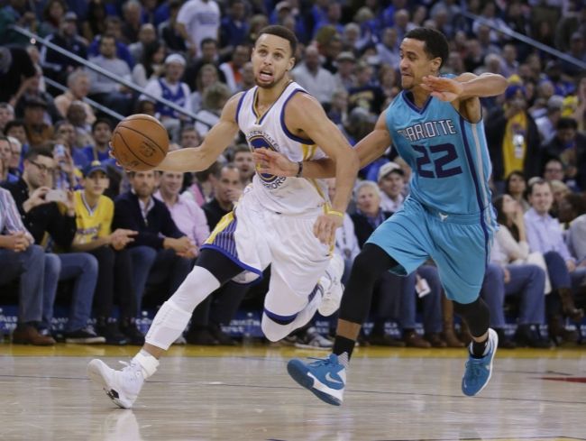 Video: Splash Brothers a Green vystrelili výhru Warriors