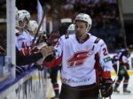 Video: V KHL vyhrávali hostia, brankári sa blysli nulami