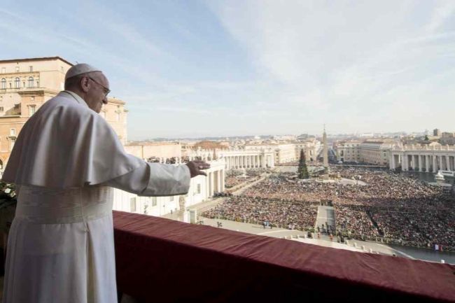 Pápež:  Masívny prílev migrantov ohrozuje európske hodnoty
