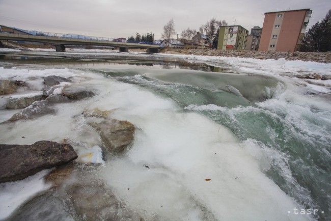 Na Slovensku hrozia povodne. Pozrite sa, v ktorých okresoch