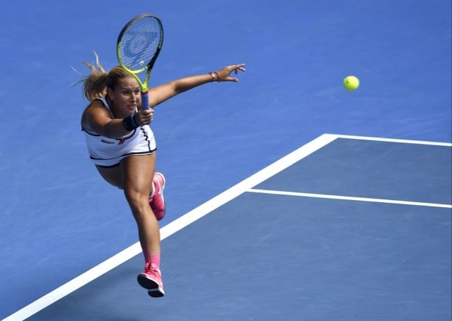 Dominika Cibulková postúpila v Hobarte do semifinále