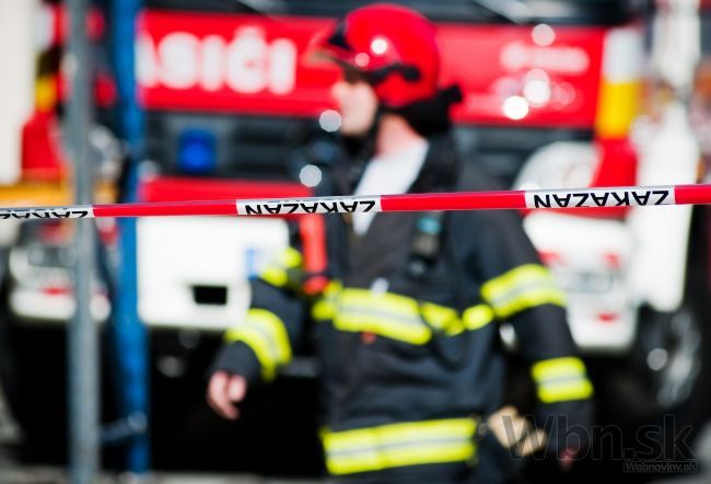 Po uhasení požiaru v bratislavskej garáži našli mŕtvu ženu