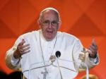 Pápež: Internet, sociálne siete a SMS sú darom od Boha