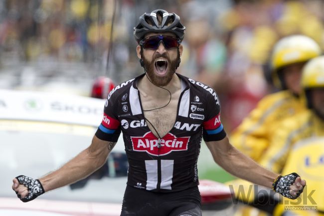 Cyklistov tímu Giant-Alpecin zrazilo počas tréningu auto