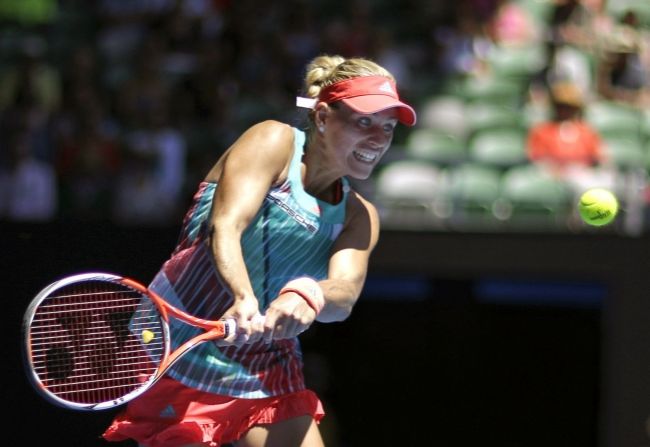 Azarenková a Kerberová sú vo štvrťfinále Australian Open
