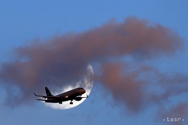 Let z Miami do Milána vletel do turbulencie, sedem ľudí sa zranilo