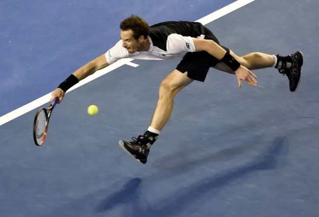 Video: Andy Murray vyhral päťsetovú drámu na Australian Open
