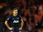 Srbský stopér Nemanja Vidič ukončil aktívnu činnosť