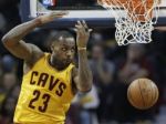 Video: LeBron je najmladším hráčom v NBA s 26-tisíc bodmi