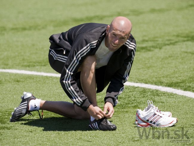Zidane podpísal s Realom Madrid novú zmluvu