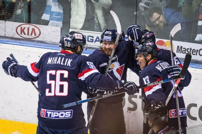 Video: Slovanu stačí už iba bod na postup do play-off KHL