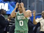 Video: Boston dal 46 bodov za štvrtinu a natiahol šnúru