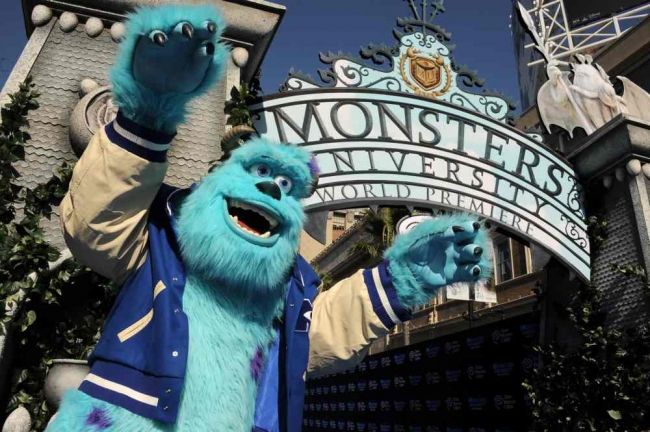 Zomrel scenárista filmu Monsters, a.s. Daniel Gerson