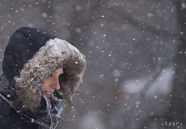 Zima sa vracia: Na severe Slovenska môže napadnúť 15 až 25 cm snehu