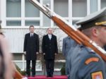 Prezident Andrej Kiska prirovnal obranu ku kabátu