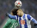 Video: Hertha Berlín aj s Pekaríkom prehrala v Stuttgarte
