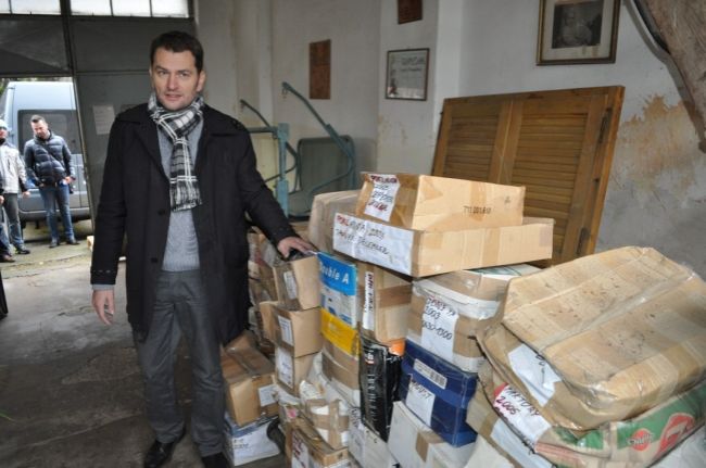 Vyšetrovateľ dostal od Matoviča už vyše 50 škatúľ dokladov