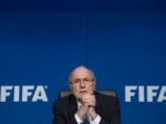 Blatter nepodporí žiadneho kandidáta na prezidenta FIFA