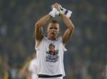 Video: Futbalista dostal mastnú pokutu za tričko s Putinom