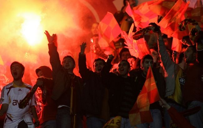 Video: Divoký zápas v Turecku, Dursun chcel vylúčiť rozhodcu