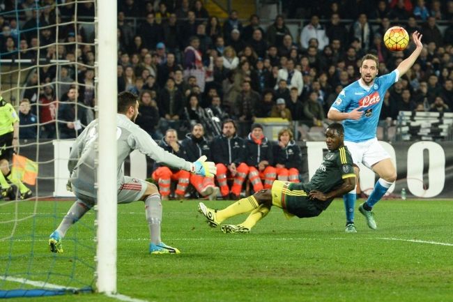 Video: Súboj Hamšíka s Kuckom v Serie A sa skončil remízou