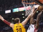 Video: Toronto vyhralo šláger NBA, v Dallase sa predlžovalo