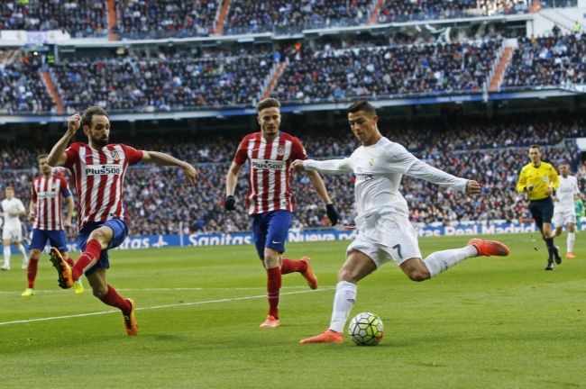 Video: Real podľahol Atléticu, Ronaldo soptil na spoluhráčov