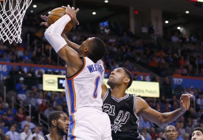 Tim Duncan je piatym hráčom histórie NBA s 3000 blokmi