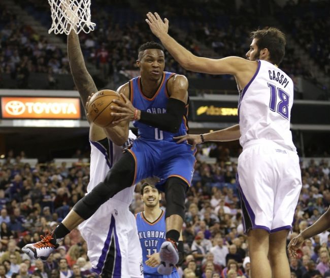 Video: Westbrook aj Antetokunmpo zaznamenali triple-double